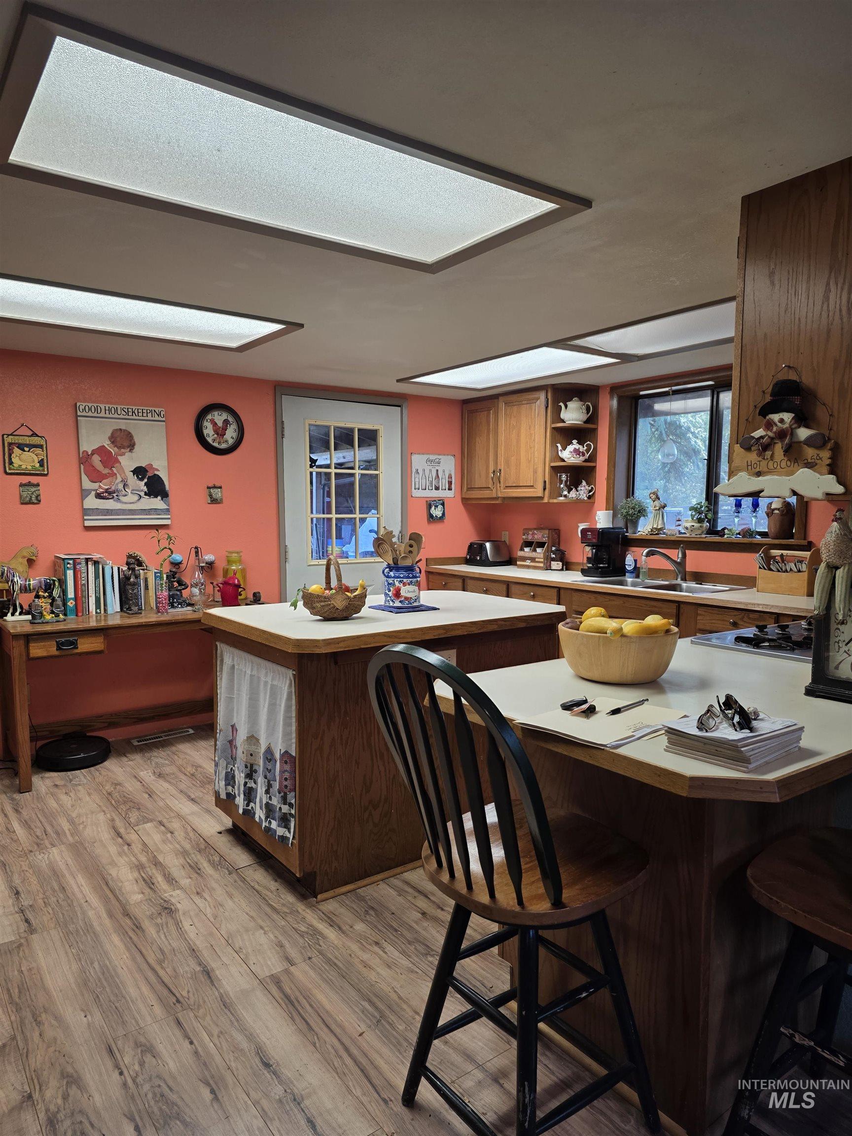 122 Oak Lane, Orofino, Idaho 83544, 3 Bedrooms, 3 Bathrooms, Residential For Sale, Price $390,000,MLS 98974871