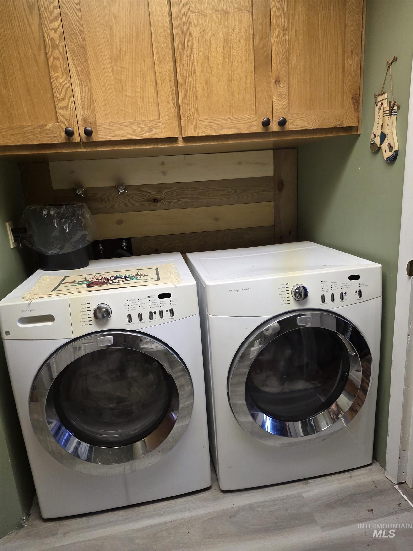 122 Oak Lane, Orofino, Idaho 83544, 3 Bedrooms, 3 Bathrooms, Residential For Sale, Price $390,000,MLS 98974871