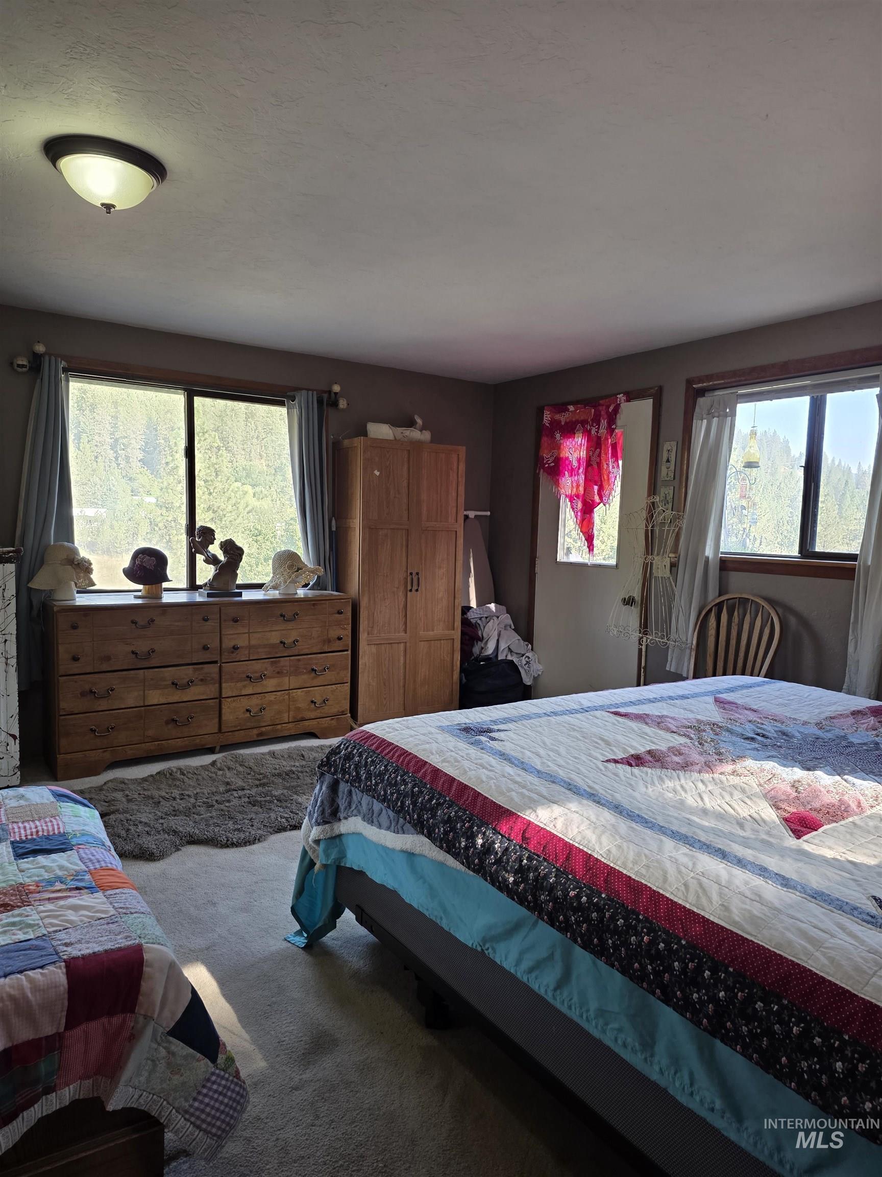 122 Oak Lane, Orofino, Idaho 83544, 3 Bedrooms, 3 Bathrooms, Residential For Sale, Price $390,000,MLS 98974871