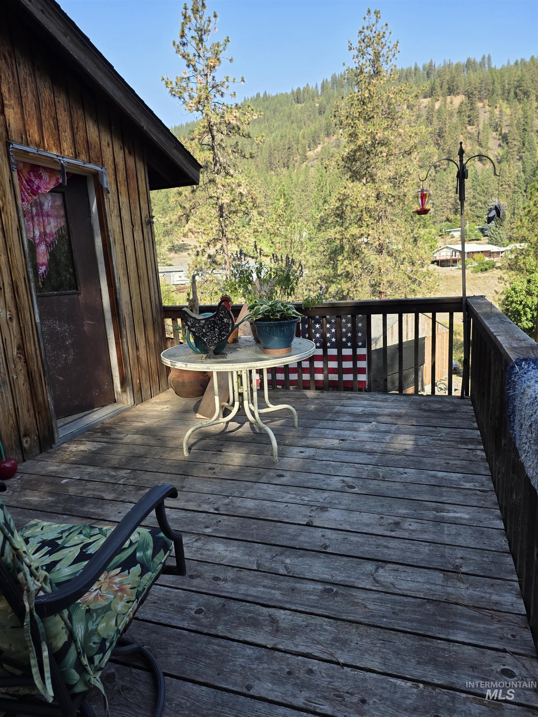 122 Oak Lane, Orofino, Idaho 83544, 3 Bedrooms, 3 Bathrooms, Residential For Sale, Price $390,000,MLS 98974871