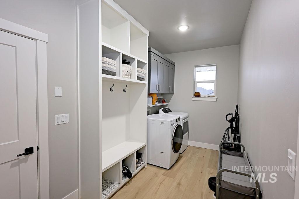 2299 E 4078 N, Filer, Idaho 83328, 3 Bedrooms, 2 Bathrooms, Residential For Sale, Price $765,000,MLS 98974872