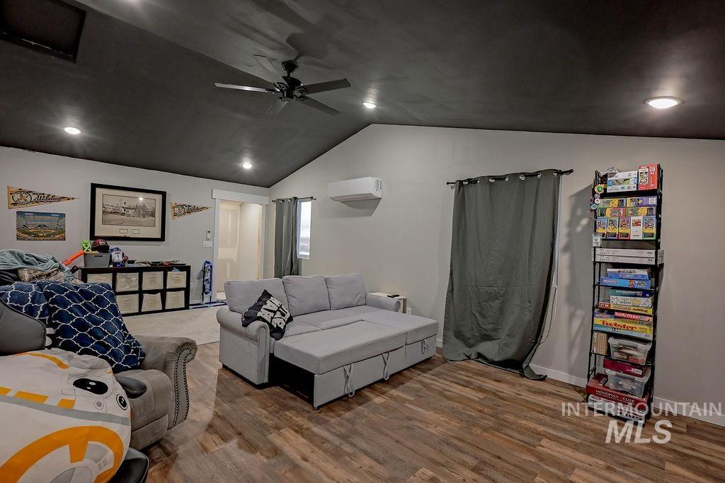 2299 E 4078 N, Filer, Idaho 83328, 3 Bedrooms, 2 Bathrooms, Residential For Sale, Price $765,000,MLS 98974872