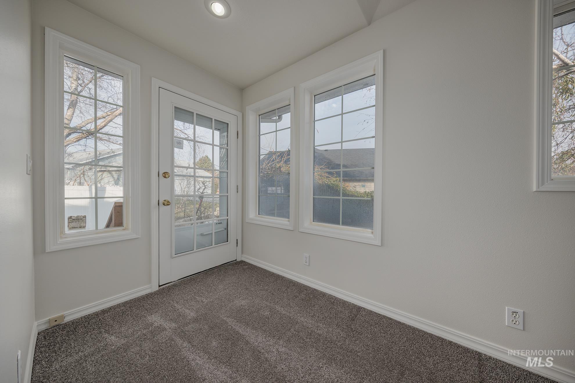 1063 NW 2nd Ave, Ontario, Oregon 97914, 3 Bedrooms, 2 Bathrooms, Residential For Sale, Price $365,000,MLS 98974873