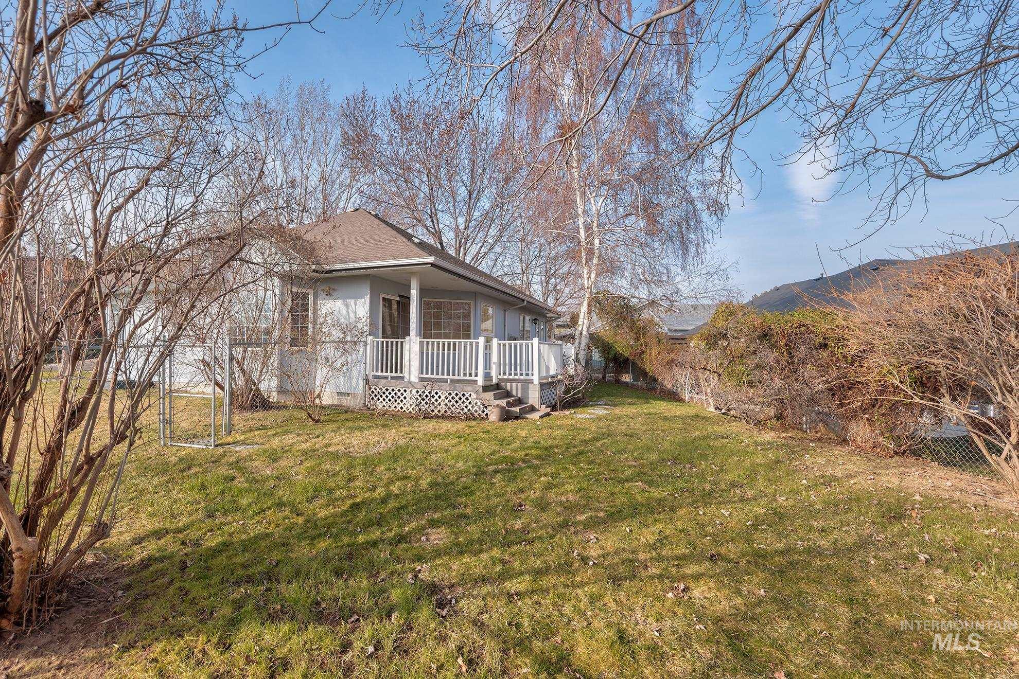 1063 NW 2nd Ave, Ontario, Oregon 97914, 3 Bedrooms, 2 Bathrooms, Residential For Sale, Price $365,000,MLS 98974873