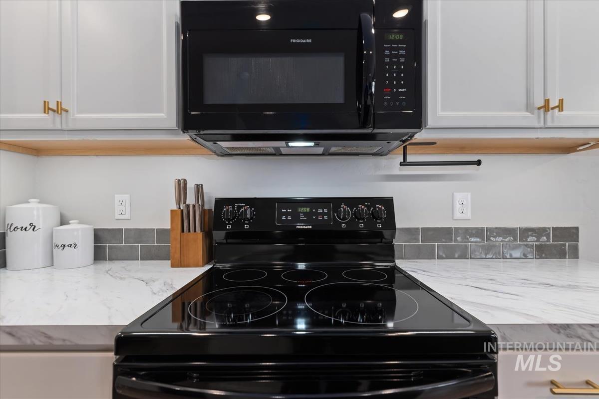 8436 E Copenhaver St, Nampa, Idaho 83687, 3 Bedrooms, 2 Bathrooms, Residential For Sale, Price $390,000,MLS 98974874