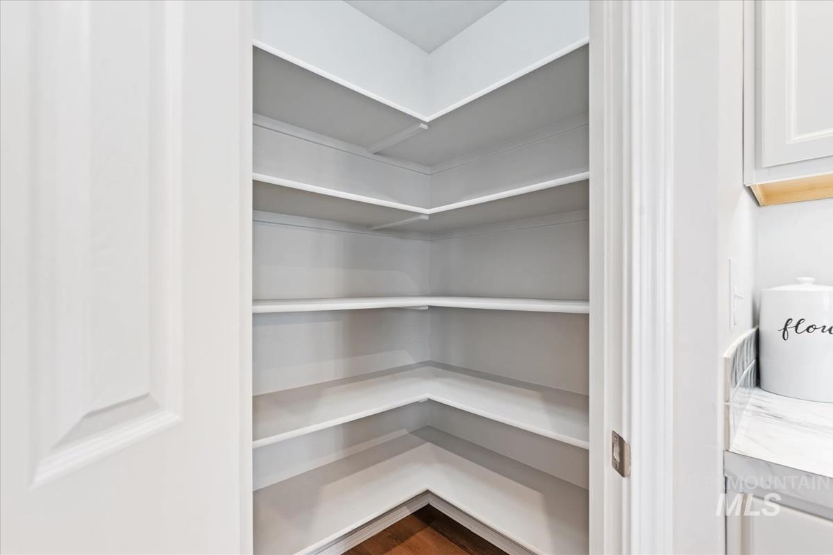 8436 E Copenhaver St, Nampa, Idaho 83687, 3 Bedrooms, 2 Bathrooms, Residential For Sale, Price $390,000,MLS 98974874