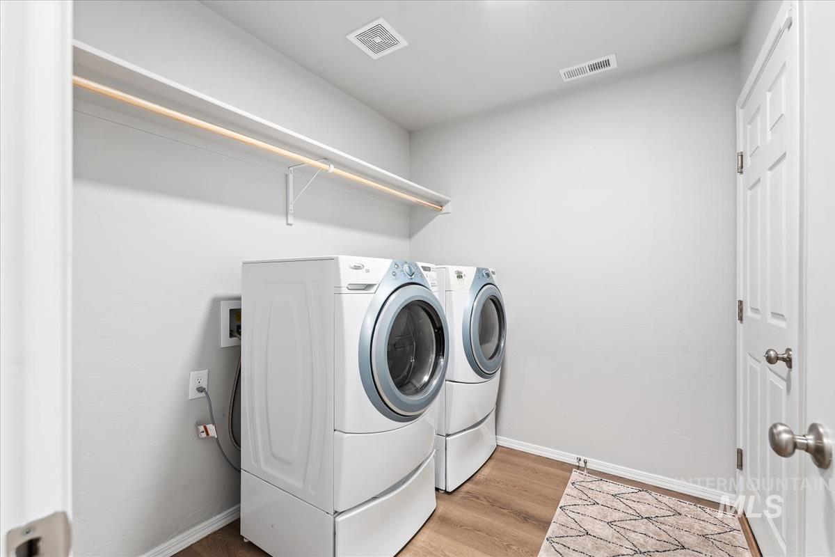 8436 E Copenhaver St, Nampa, Idaho 83687, 3 Bedrooms, 2 Bathrooms, Residential For Sale, Price $390,000,MLS 98974874