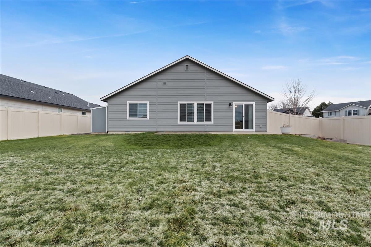 8436 E Copenhaver St, Nampa, Idaho 83687, 3 Bedrooms, 2 Bathrooms, Residential For Sale, Price $390,000,MLS 98974874
