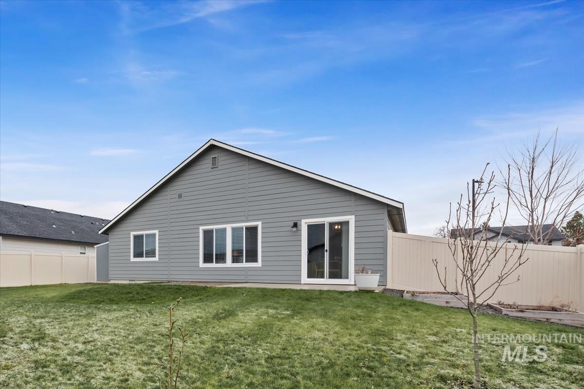 8436 E Copenhaver St, Nampa, Idaho 83687, 3 Bedrooms, 2 Bathrooms, Residential For Sale, Price $390,000,MLS 98974874