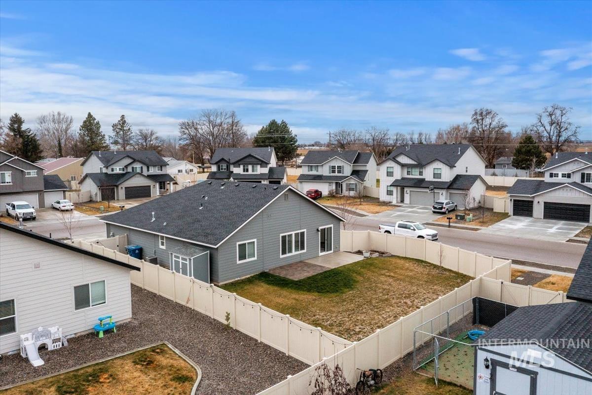 8436 E Copenhaver St, Nampa, Idaho 83687, 3 Bedrooms, 2 Bathrooms, Residential For Sale, Price $390,000,MLS 98974874