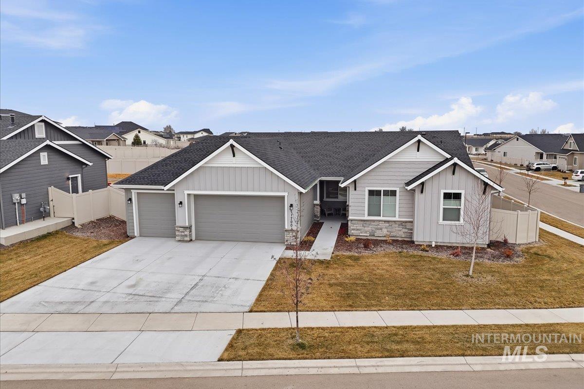 11700 W San Remo Dr., Nampa, Idaho 83686, 3 Bedrooms, 2 Bathrooms, Residential For Sale, Price $529,900,MLS 98974875