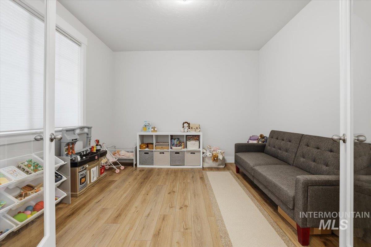 11700 W San Remo Dr., Nampa, Idaho 83686, 3 Bedrooms, 2 Bathrooms, Residential For Sale, Price $529,900,MLS 98974875