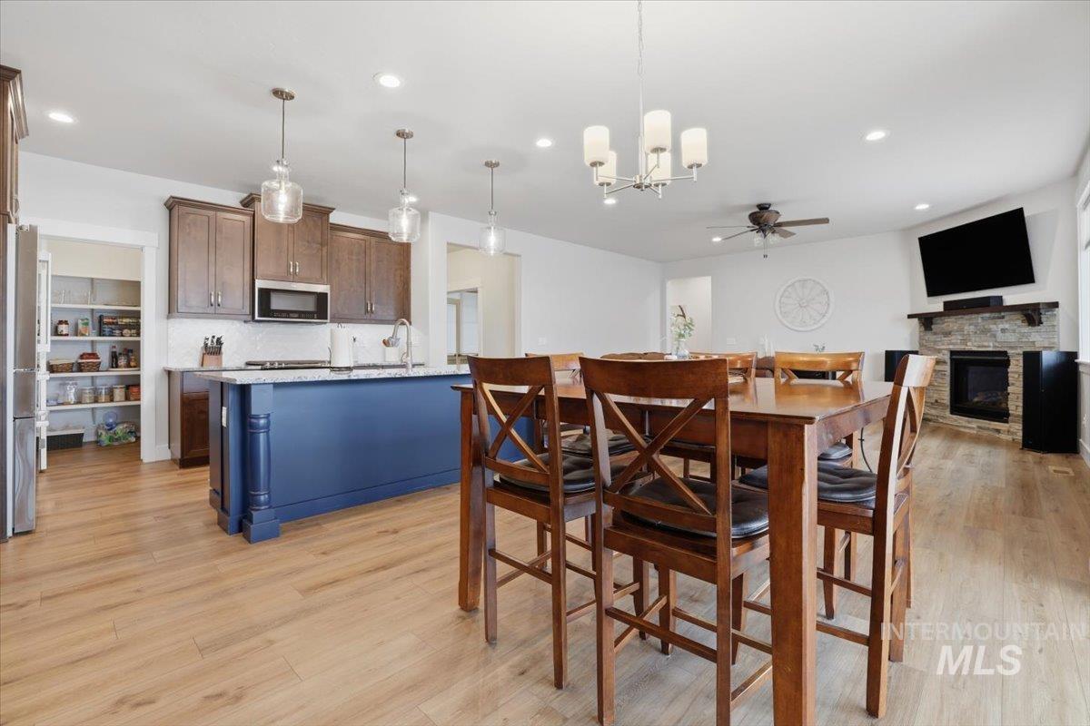 11700 W San Remo Dr., Nampa, Idaho 83686, 3 Bedrooms, 2 Bathrooms, Residential For Sale, Price $529,900,MLS 98974875