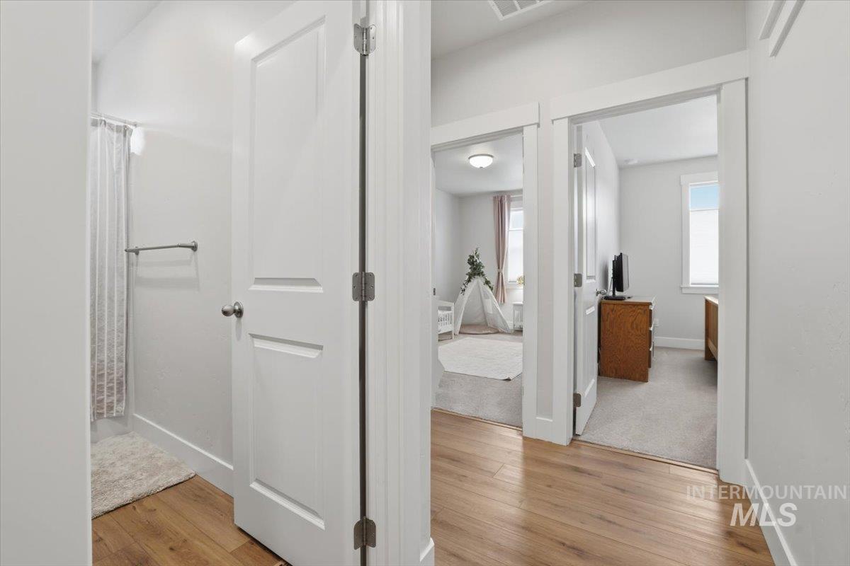 11700 W San Remo Dr., Nampa, Idaho 83686, 3 Bedrooms, 2 Bathrooms, Residential For Sale, Price $540,000,MLS 98974875