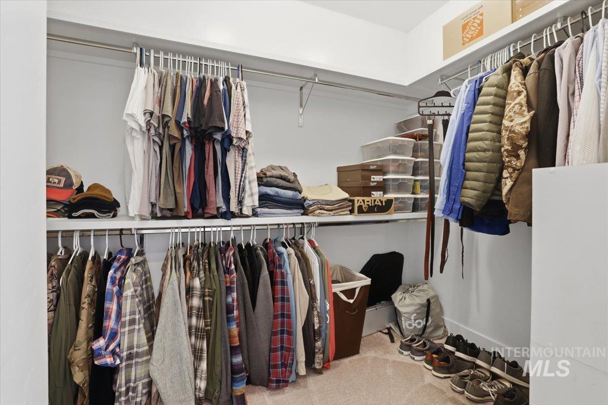 11700 W San Remo Dr., Nampa, Idaho 83686, 3 Bedrooms, 2 Bathrooms, Residential For Sale, Price $540,000,MLS 98974875