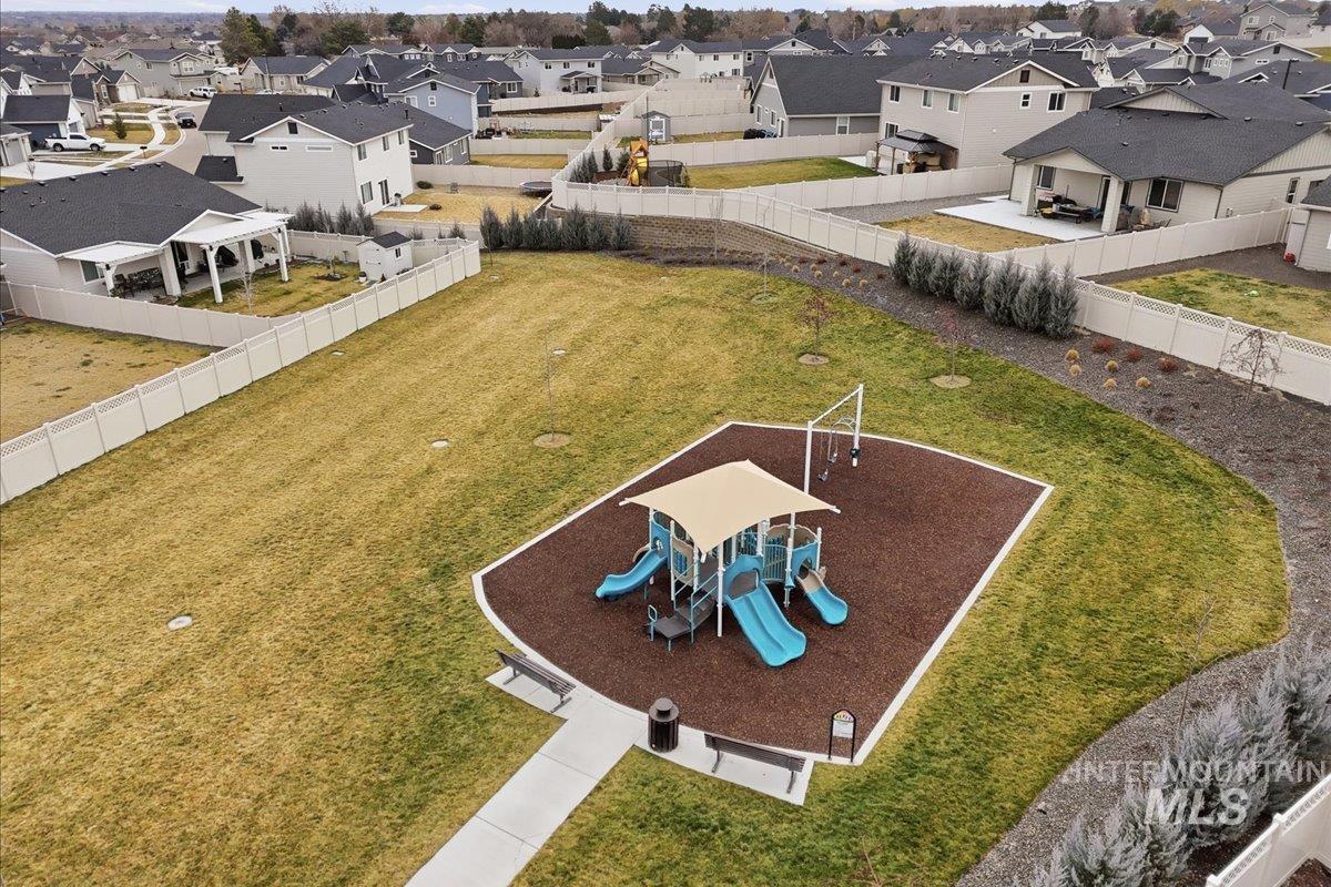 11700 W San Remo Dr., Nampa, Idaho 83686, 3 Bedrooms, 2 Bathrooms, Residential For Sale, Price $540,000,MLS 98974875