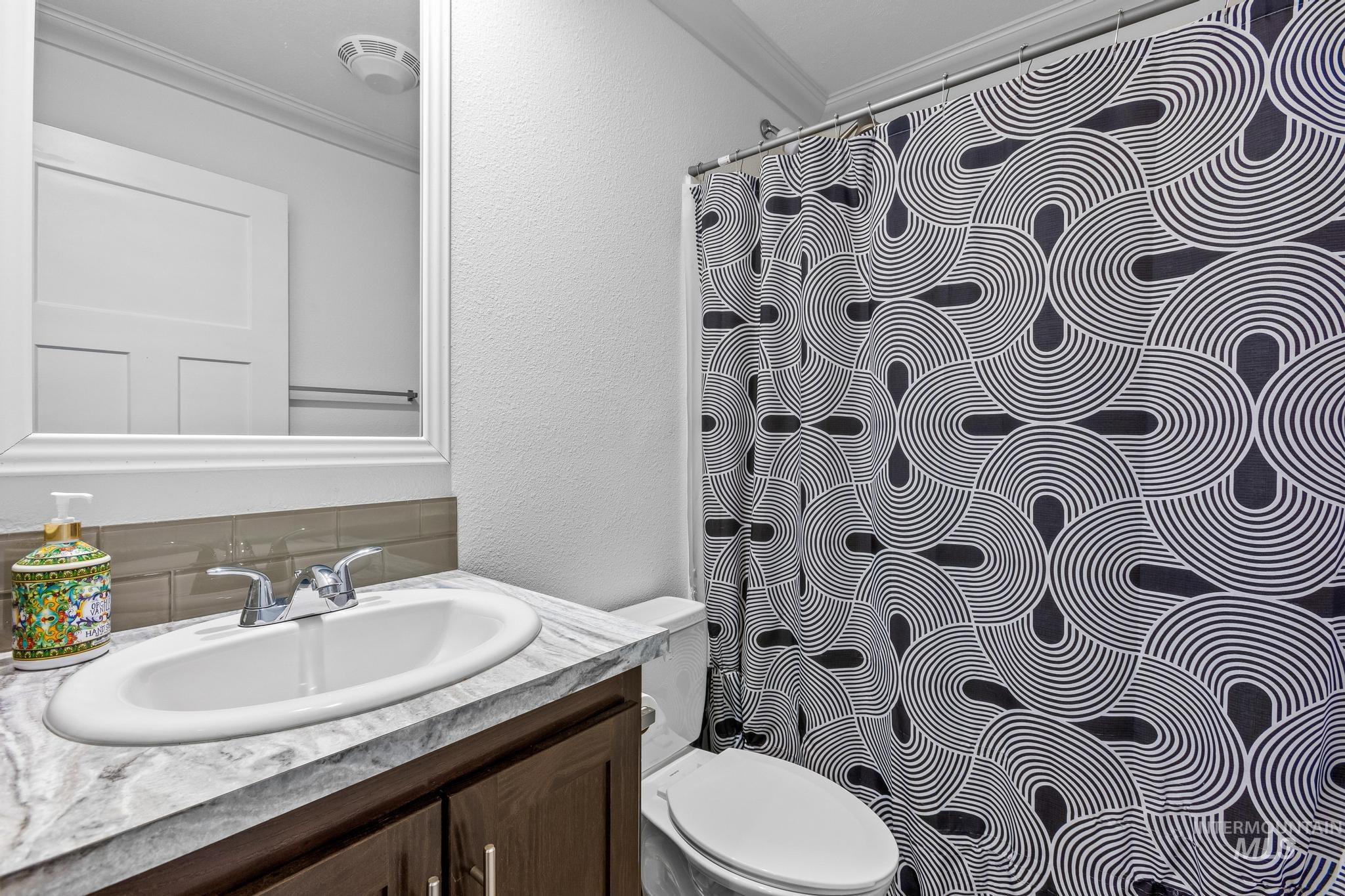 1151 N Fawn Ln, Boise, Idaho 83704, 3 Bedrooms, 2 Bathrooms, Residential For Sale, Price $129,990,MLS 98974877