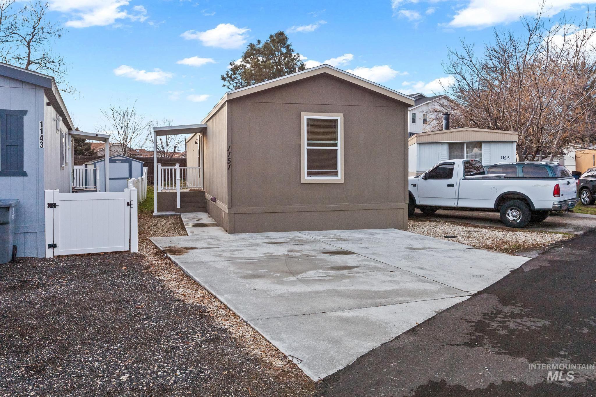 1151 N Fawn Ln, Boise, Idaho 83704, 3 Bedrooms, 2 Bathrooms, Residential For Sale, Price $129,990,MLS 98974877