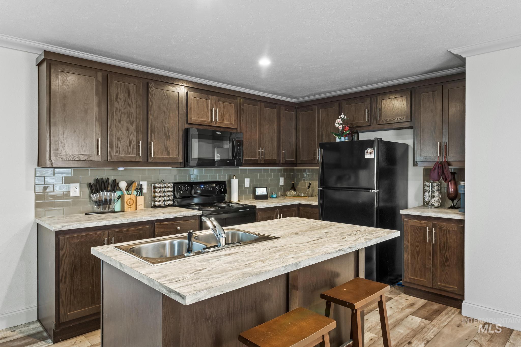 1151 N Fawn Ln, Boise, Idaho 83704, 3 Bedrooms, 2 Bathrooms, Residential For Sale, Price $129,990,MLS 98974877