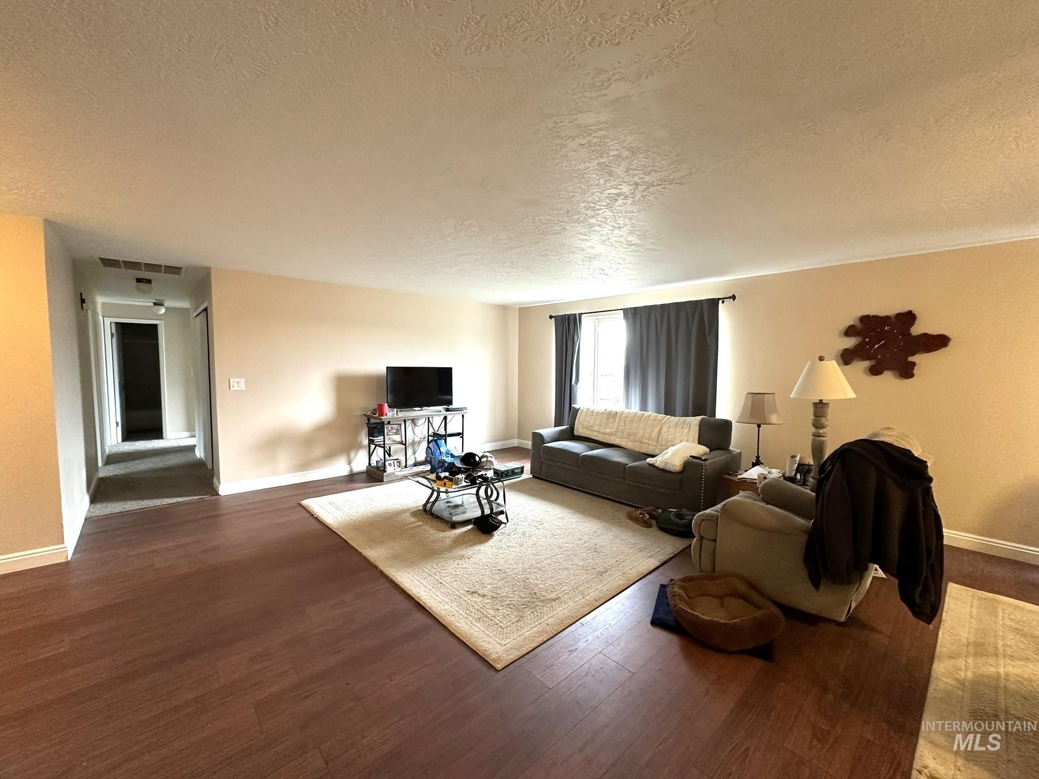 2356 SW 2nd Ave, Ontario, Oregon 97914, 3 Bedrooms, 2 Bathrooms, Residential For Sale, Price $330,000,MLS 98974878