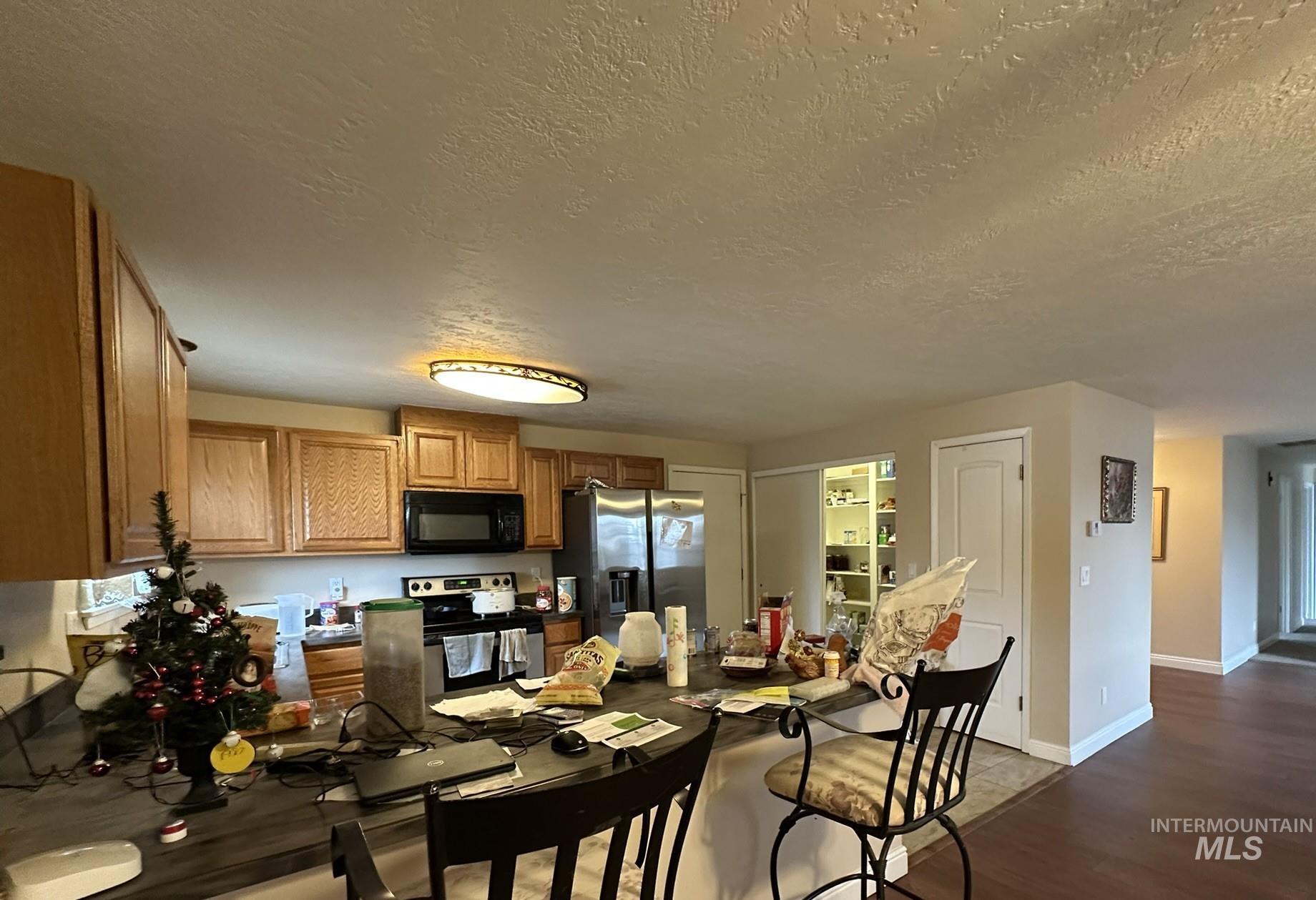 2356 SW 2nd Ave, Ontario, Oregon 97914, 3 Bedrooms, 2 Bathrooms, Residential For Sale, Price $330,000,MLS 98974878