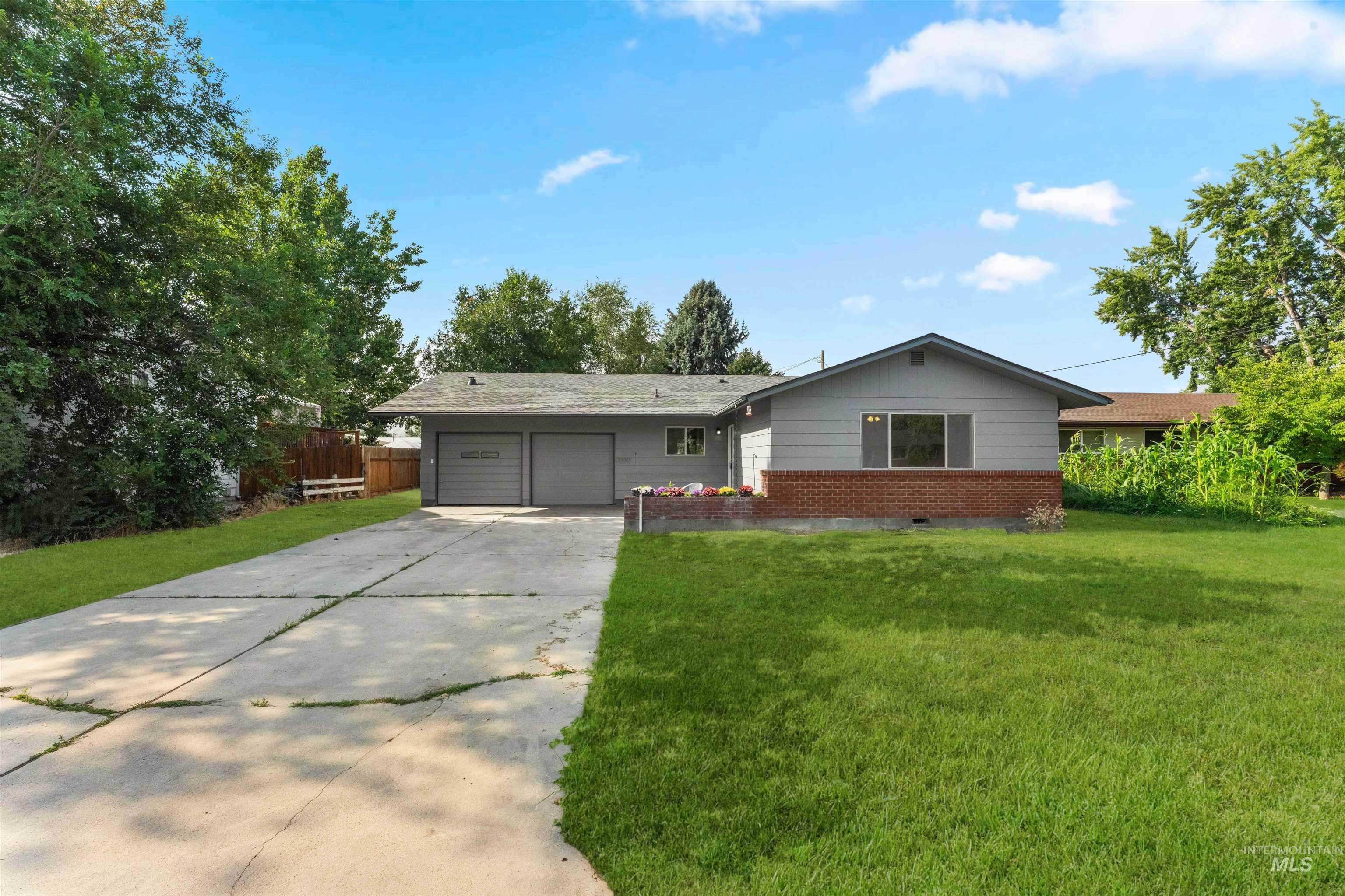 1309 E Main Street, Emmett, Idaho 83617, 3 Bedrooms, 2 Bathrooms, Residential Income For Sale, Price $335,000, 98974879