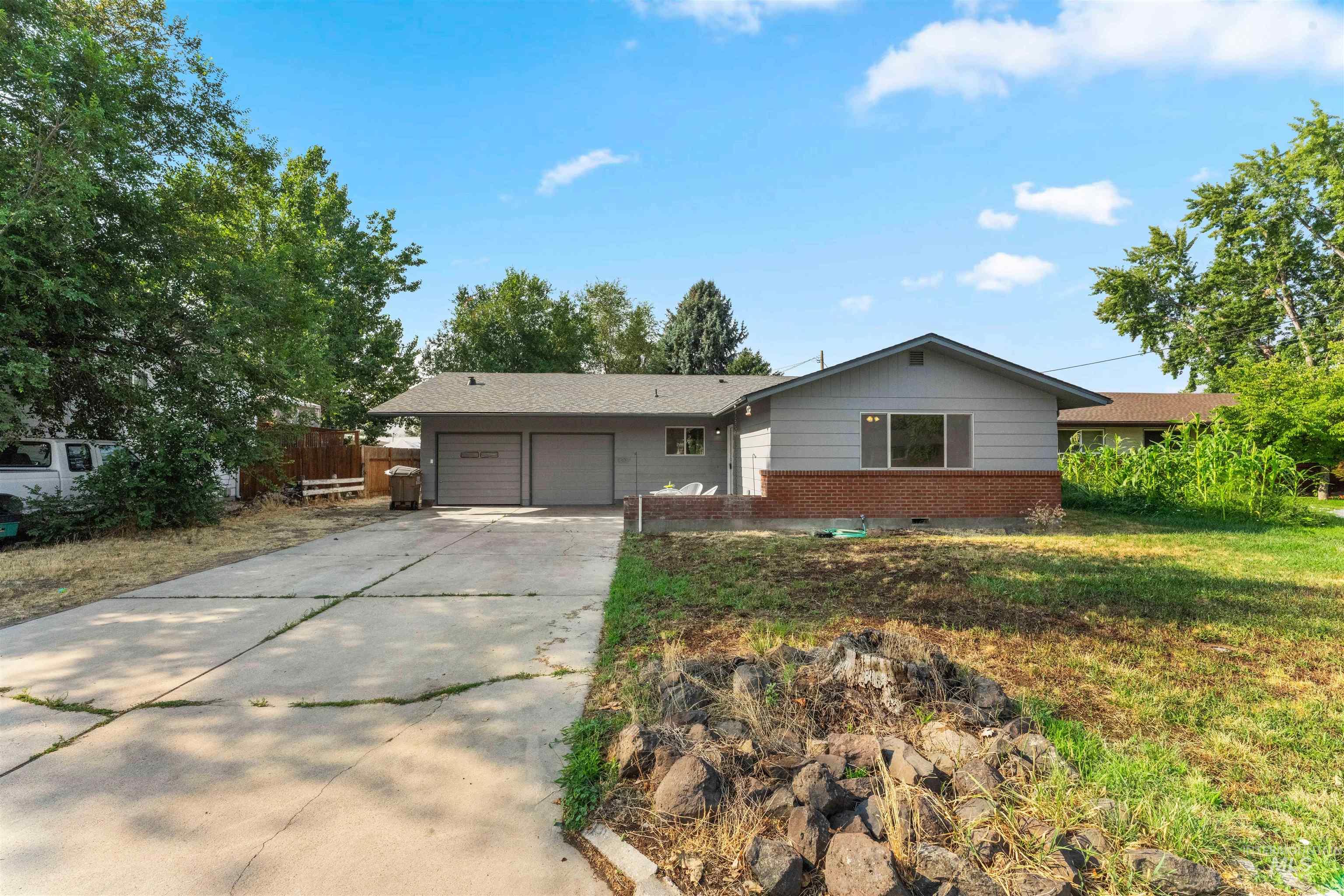 1309 E Main Street, Emmett, Idaho 83617, 3 Bedrooms, 2 Bathrooms, Residential Income For Sale, Price $335,000, 98974879