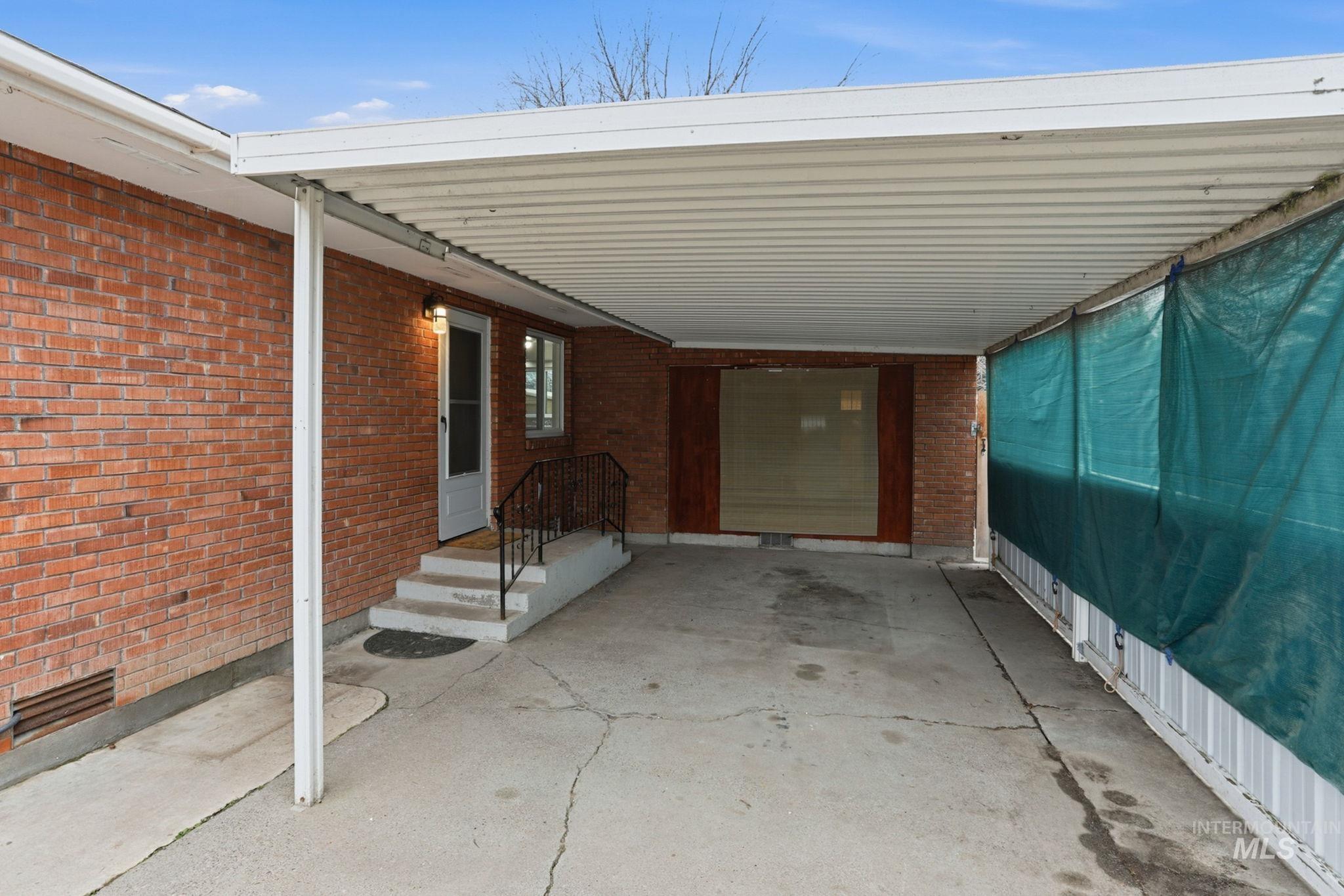 510 W 1st St, Fruitland, Idaho 83619, 3 Bedrooms, 2 Bathrooms, Residential For Sale, Price $309,900,MLS 98974881