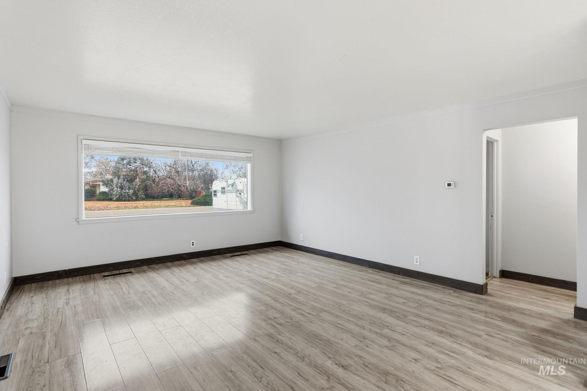 510 W 1st St, Fruitland, Idaho 83619, 3 Bedrooms, 2 Bathrooms, Residential For Sale, Price $309,900,MLS 98974881