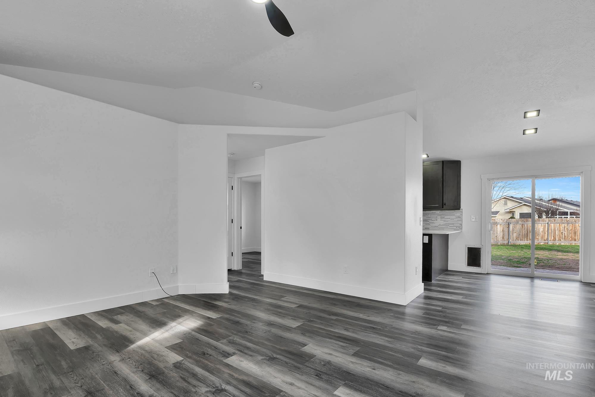 526 Lost Basin Ct, Nampa, Idaho 83686, 3 Bedrooms, 2 Bathrooms, Residential For Sale, Price $424,000,MLS 98974882