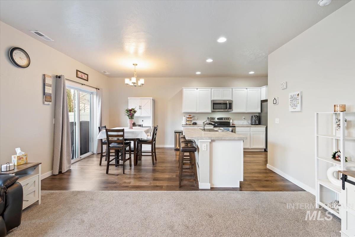 3326 S Glacier Bay Ave, Meridian, Idaho 83642, 3 Bedrooms, 2.5 Bathrooms, Residential For Sale, Price $429,000, 98974883