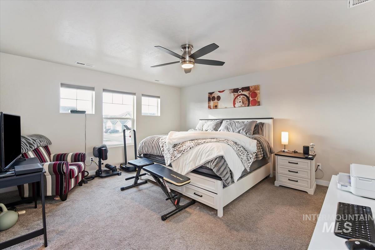 3326 S Glacier Bay Ave, Meridian, Idaho 83642, 3 Bedrooms, 2.5 Bathrooms, Residential For Sale, Price $429,000, 98974883