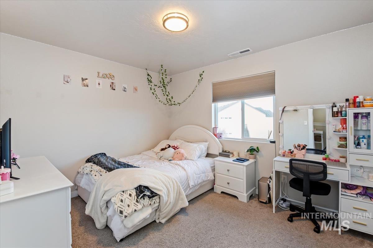 3326 S Glacier Bay Ave, Meridian, Idaho 83642, 3 Bedrooms, 2.5 Bathrooms, Residential For Sale, Price $429,000, 98974883