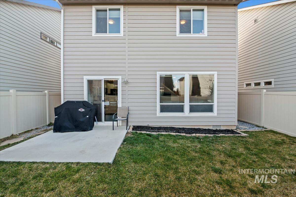 3326 S Glacier Bay Ave, Meridian, Idaho 83642, 3 Bedrooms, 2.5 Bathrooms, Residential For Sale, Price $429,000, 98974883