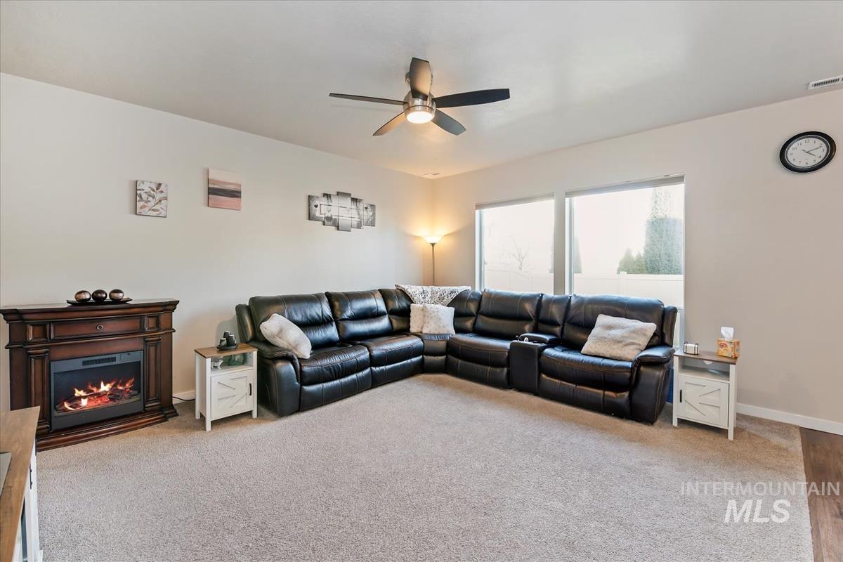 3326 S Glacier Bay Ave, Meridian, Idaho 83642, 3 Bedrooms, 2.5 Bathrooms, Residential For Sale, Price $429,000, 98974883