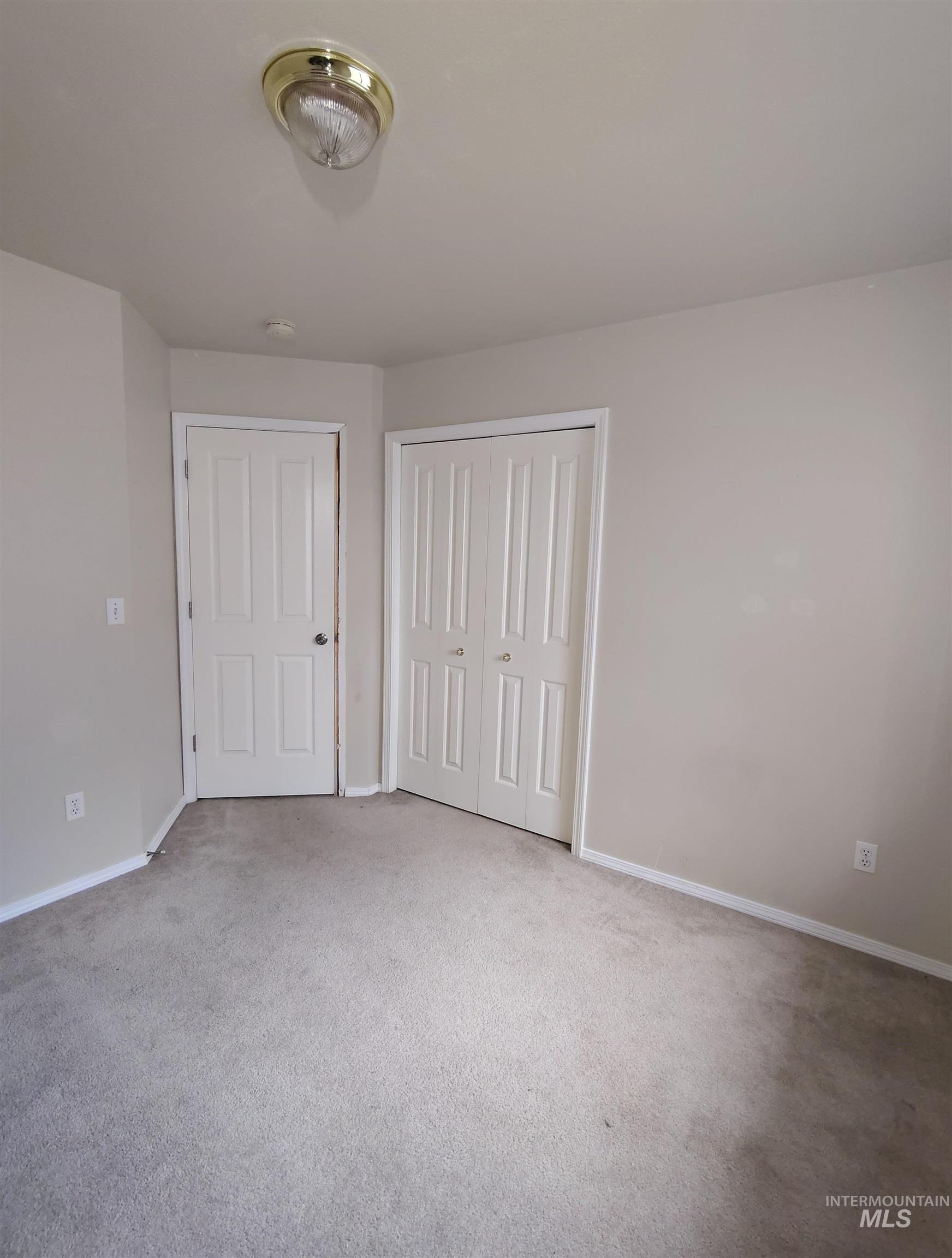 865 Tumbleweed Ave, Mountain Home, Idaho 83647, 3 Bedrooms, 2.5 Bathrooms, Residential For Sale, Price $255,600,MLS 98974884