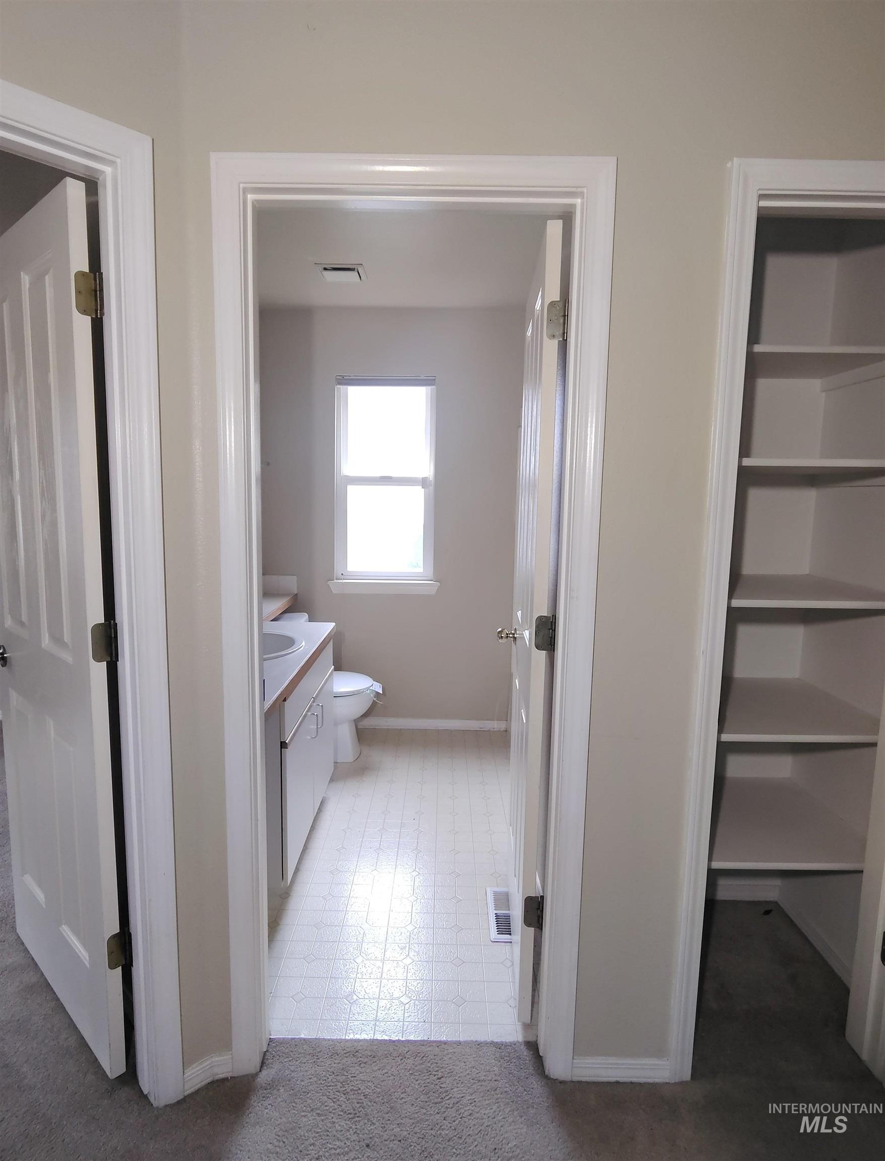 865 Tumbleweed Ave, Mountain Home, Idaho 83647, 3 Bedrooms, 2.5 Bathrooms, Residential For Sale, Price $255,600,MLS 98974884