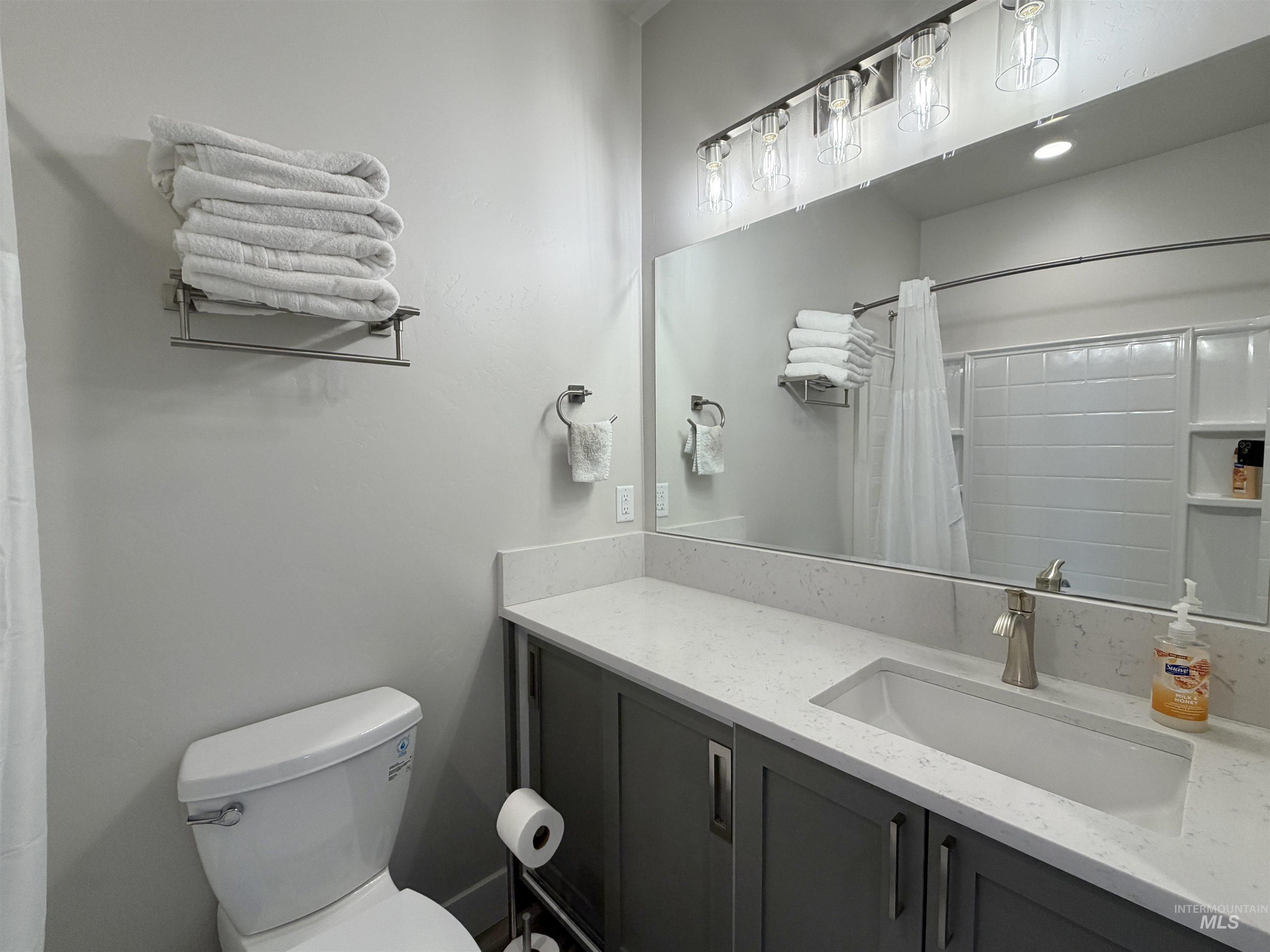 4507 Hidden Canyon Lane, Buhl, Idaho 83316, 4 Bedrooms, 3 Bathrooms, Residential For Sale, Price $699,000,MLS 98974885