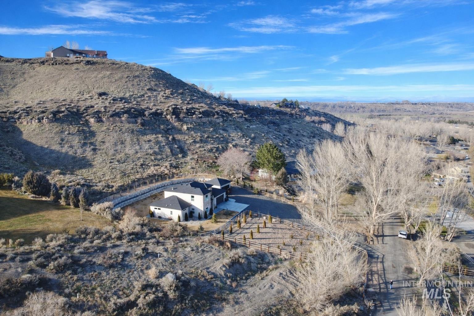 4507 Hidden Canyon Lane, Buhl, Idaho 83316, 4 Bedrooms, 3 Bathrooms, Residential For Sale, Price $699,000,MLS 98974885