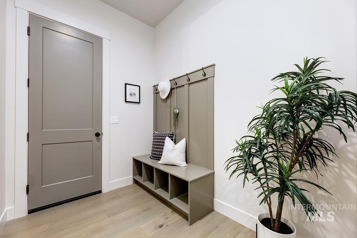 14230 N Goldginch Ave, Boise, Idaho 83714, 3 Bedrooms, 2.5 Bathrooms, Residential For Sale, Price $1,299,900,MLS 98974886