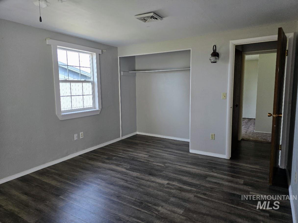 145 4Th St, Hazelton, Idaho 83335-5075, 3 Bedrooms, 1.5 Bathrooms, Residential For Sale, Price $275,000,MLS 98974892