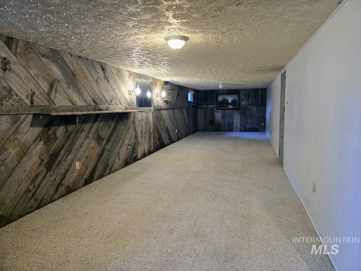 145 4Th St, Hazelton, Idaho 83335-5075, 3 Bedrooms, 1.5 Bathrooms, Residential For Sale, Price $275,000,MLS 98974892