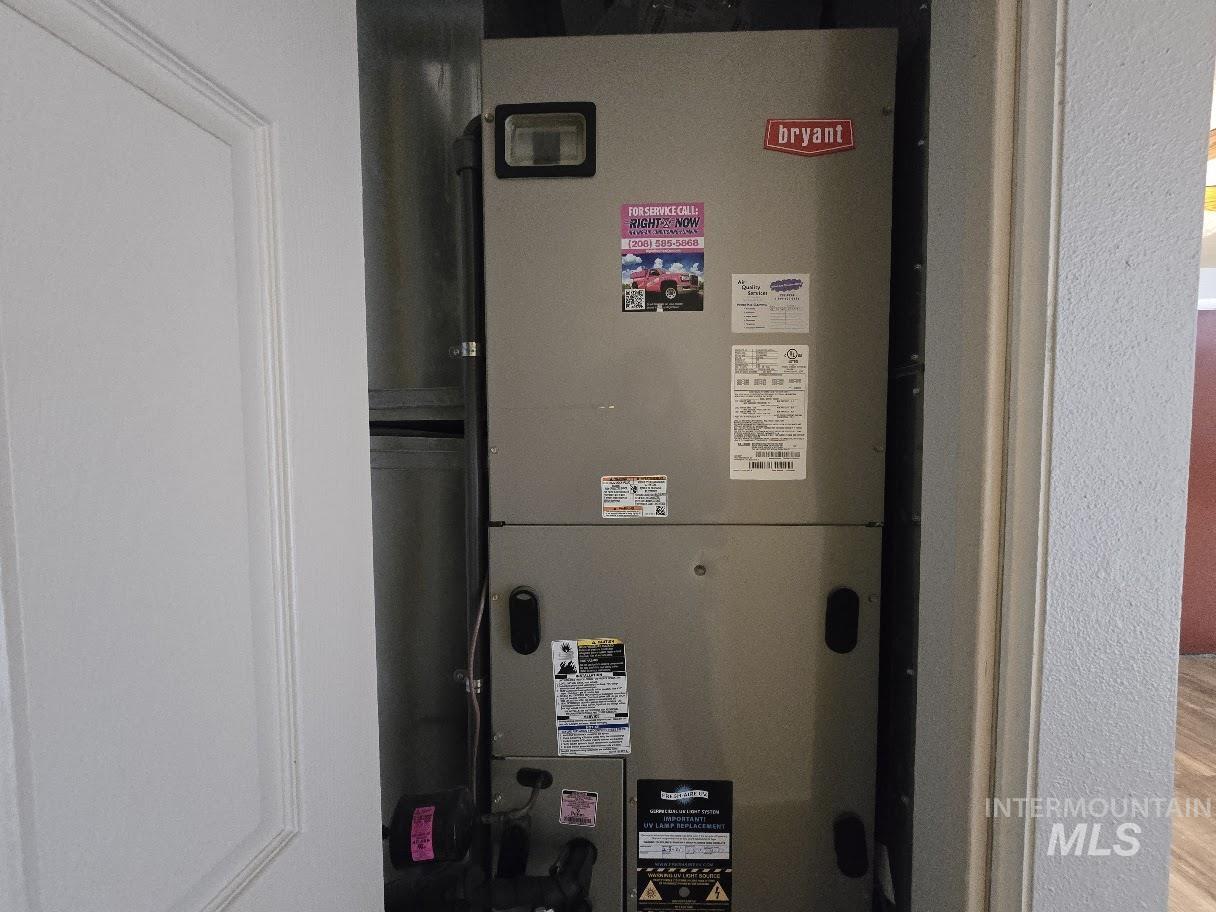 145 4Th St, Hazelton, Idaho 83335-5075, 3 Bedrooms, 1.5 Bathrooms, Residential For Sale, Price $275,000,MLS 98974892