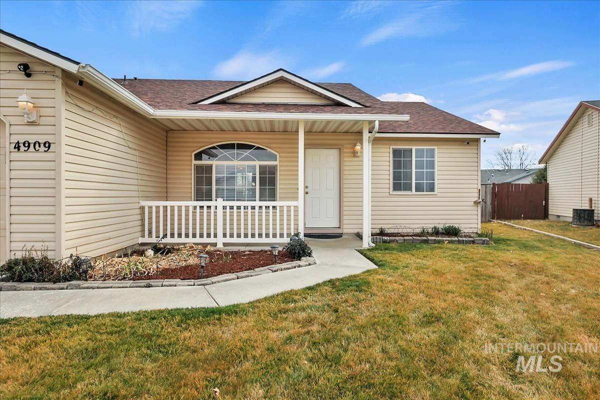 4909 Buffalo Grass, Caldwell, Idaho 83607, 3 Bedrooms, 2 Bathrooms, Residential For Sale, Price $339,900,MLS 98974896