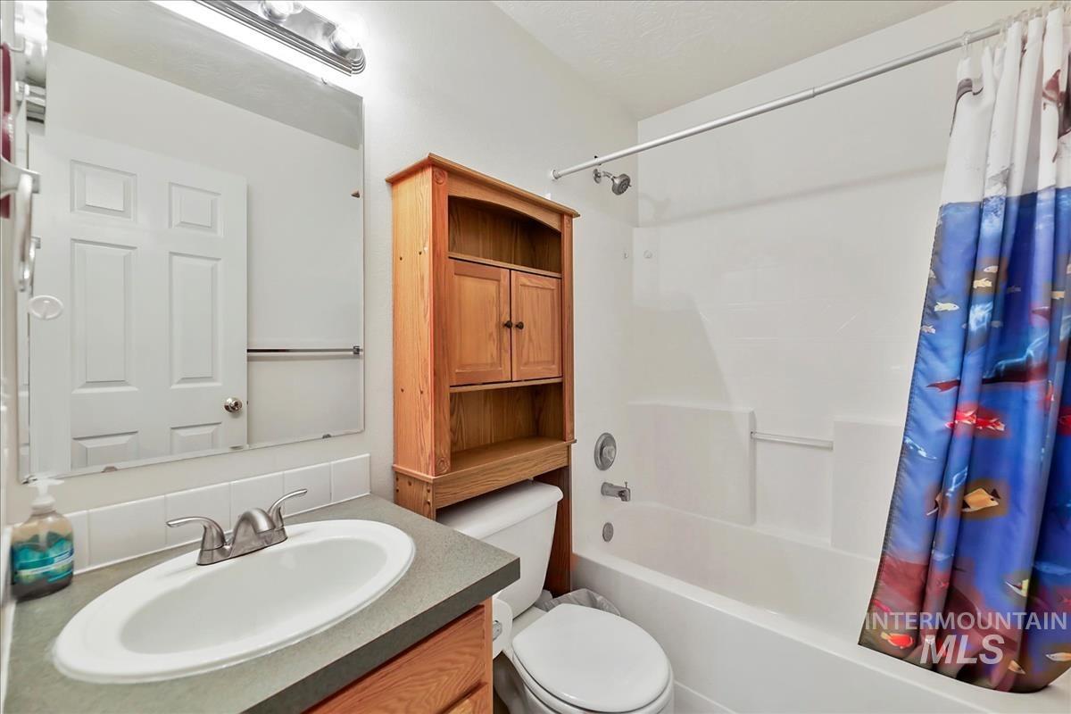 4909 Buffalo Grass, Caldwell, Idaho 83607, 3 Bedrooms, 2 Bathrooms, Residential For Sale, Price $339,900,MLS 98974896