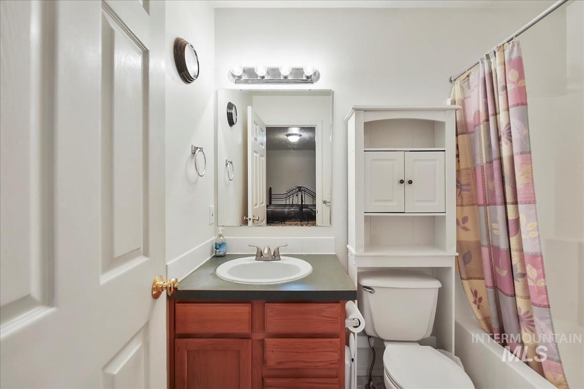 4909 Buffalo Grass, Caldwell, Idaho 83607, 3 Bedrooms, 2 Bathrooms, Residential For Sale, Price $339,900,MLS 98974896