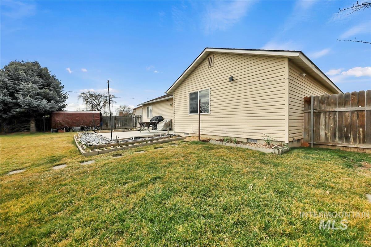 4909 Buffalo Grass, Caldwell, Idaho 83607, 3 Bedrooms, 2 Bathrooms, Residential For Sale, Price $339,900,MLS 98974896