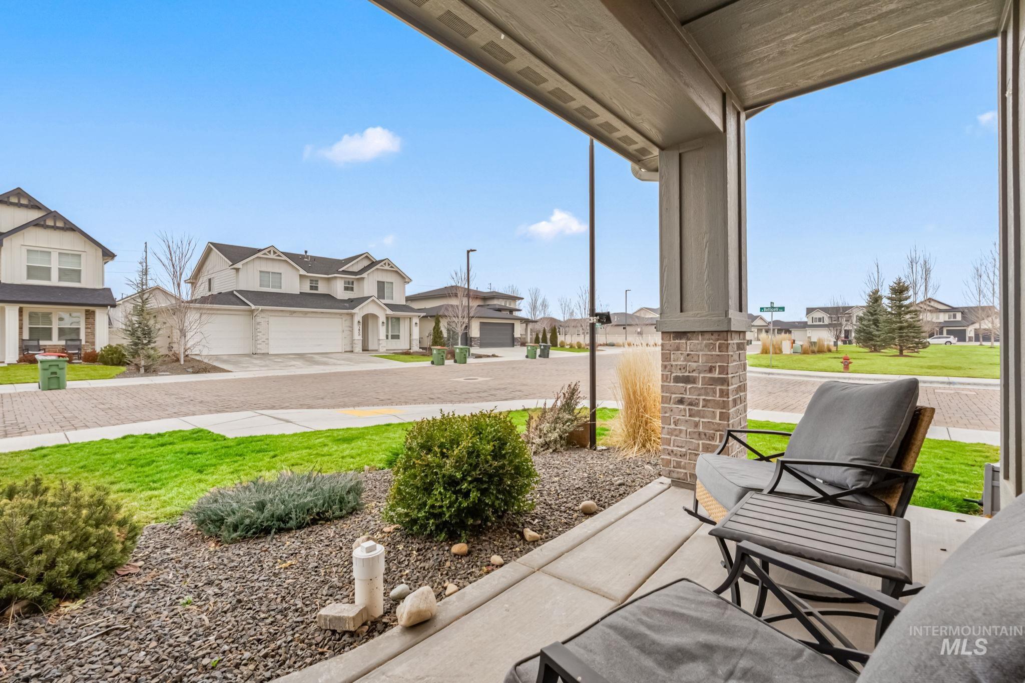 3827 W Viso St, Meridian, Idaho 83646, 4 Bedrooms, 3.5 Bathrooms, Residential For Sale, Price $879,900,MLS 98974907