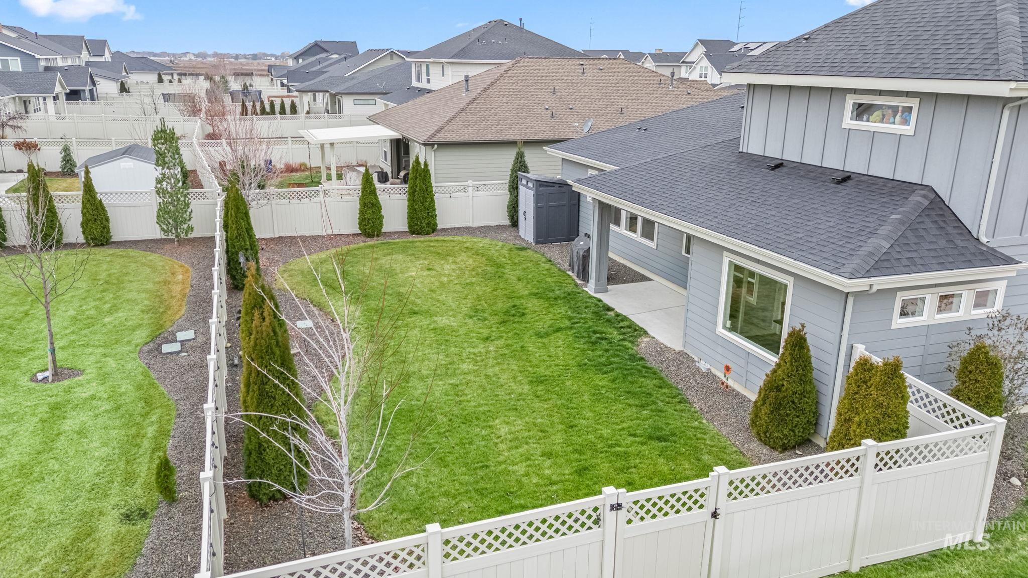 3827 W Viso St, Meridian, Idaho 83646, 4 Bedrooms, 3.5 Bathrooms, Residential For Sale, Price $879,900,MLS 98974907