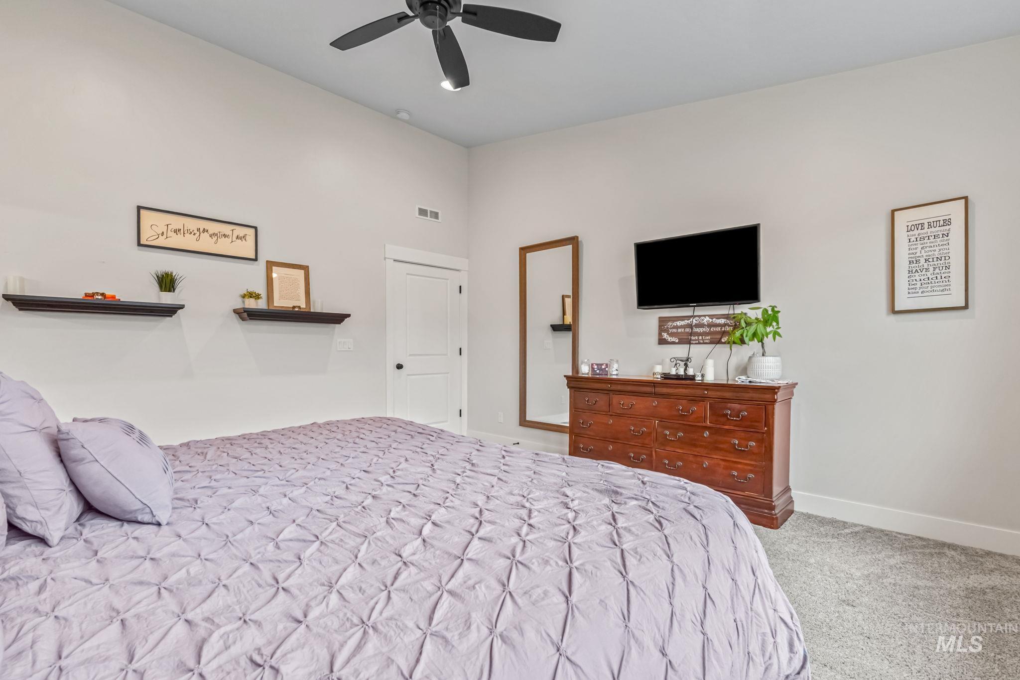 3827 W Viso St, Meridian, Idaho 83646, 4 Bedrooms, 3.5 Bathrooms, Residential For Sale, Price $879,900,MLS 98974907